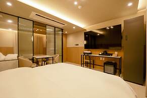 Jamsil Lounge Hotel