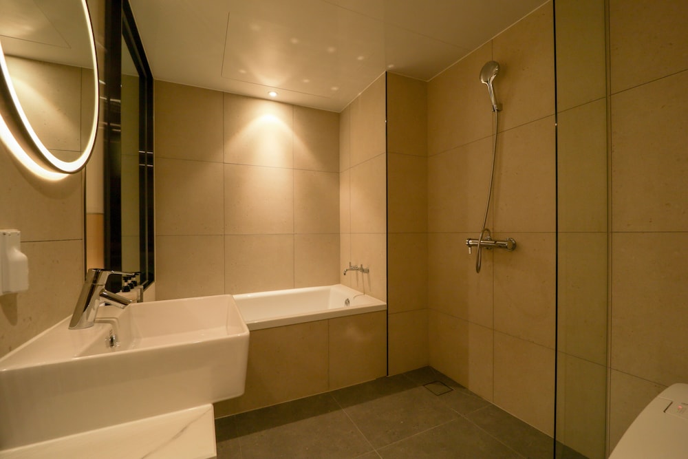 Jamsil Lounge Hotel