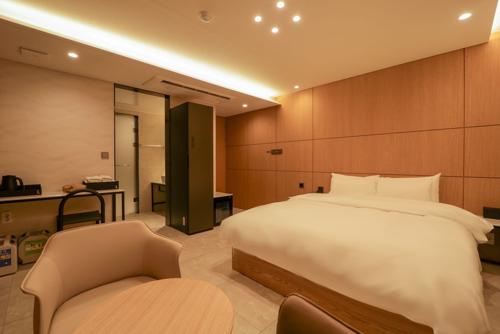 Jamsil Lounge Hotel