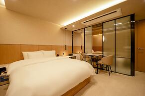 Jamsil Lounge Hotel
