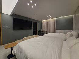 Jamsil Lounge Hotel