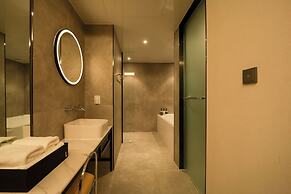 Jamsil Lounge Hotel