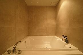 Jamsil Lounge Hotel