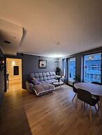 Charming Oslo Apt - Modern Comfort & City View