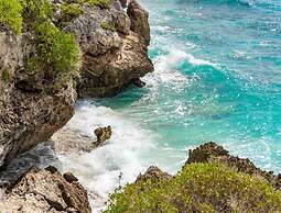 Kas di Sono Pool & Jacuzzi Private Beach