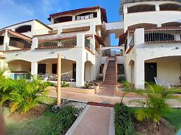 Palm Beach Resort 1B