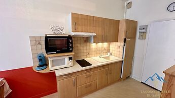 Mezzanine Spa Stay for 4