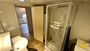 Spacious Spot by the Hiking Trails