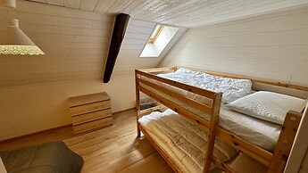 Spacious Spot by the Hiking Trails