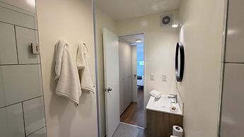 w Chic Inviting 2BR w Balcony in Miraflores