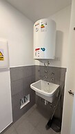 w Chic Inviting 2BR w Balcony in Miraflores