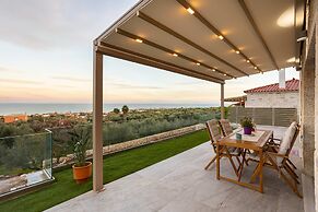 Petra Thea Chrani - Seaview Enchanting Nest