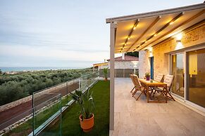 Petra Thea Chrani - Seaview Stylish Gem