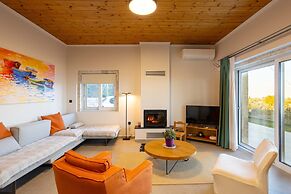 Petra Thea Chrani - Seaview Cozy Gem