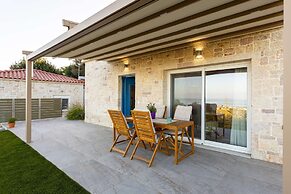 Petra Thea Chrani - Seaview Cozy Gem