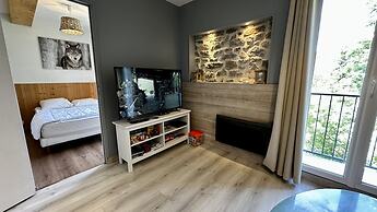 2-bedroom Valley View Duplex