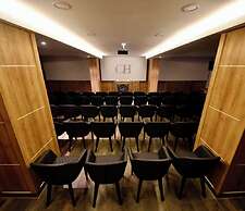 Chaker Hotel
