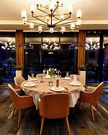 Chaker Hotel