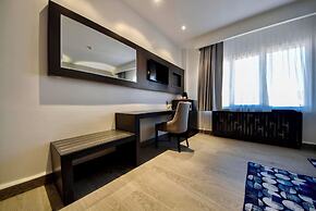 Chaker Hotel