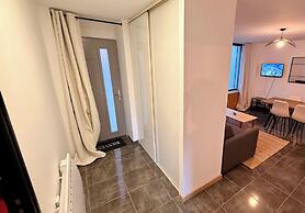 Modern Nook by the Central way