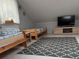 Large Holiday Home With Private Garden