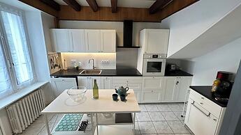 Centrally Located Villa in Mont-dore