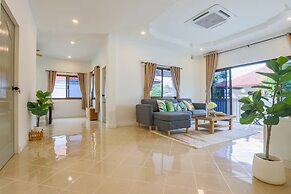 Wink Garden 3 Bedrooms Bangtao Beach