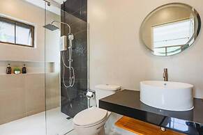 Wink Garden 3 Bedrooms Bangtao Beach