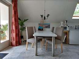 Cozy Holiday Home in Burgerbrug