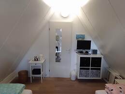 Cozy Holiday Home in Burgerbrug