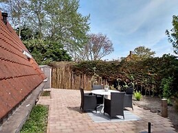 Cozy Holiday Home in Burgerbrug
