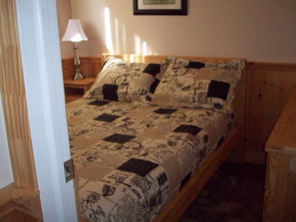Lakewoods Cottage Resort