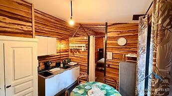 Cabin-style Nook for 2