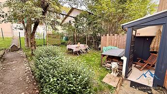 Cabin-style Nook for 2