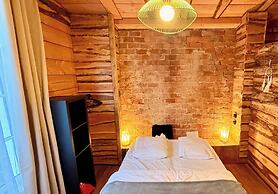 Cabin-style Nook for 2