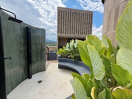 Villeta Getaway Pool Balcony Relax Vibes