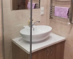 Holiday Home, 4 Bedrooms, 2 Bathrooms