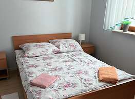Holiday Home, 4 Bedrooms, 2 Bathrooms