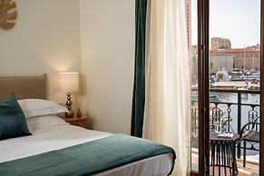 3 Sails - 2BR on Venetian Harbour