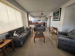 Surfers Paradise - Casa Caro