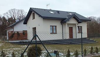 2-story Holiday Home With Private Garden