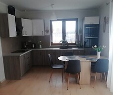 2-story Holiday Home With Private Garden