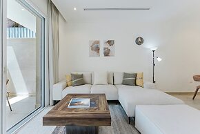 PVH - Mayas Geneva - 1BR Plus Maids Room