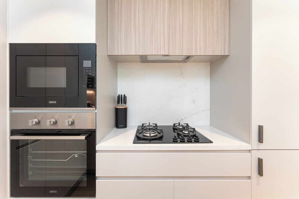 PVH - Kensington Waters - Park Front 1BR