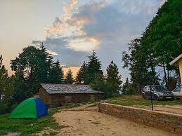 The Hideaway Chail