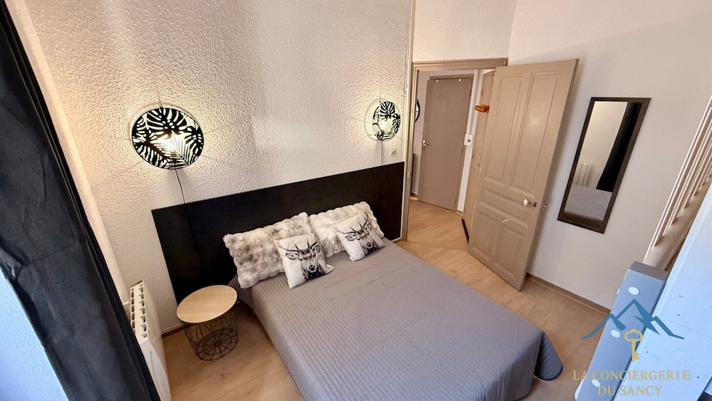Mountain Base at Villa Bleue