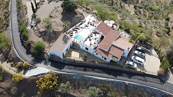 Casa Azafranes Boutique B&B