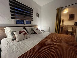Casa Azafranes Boutique B&B