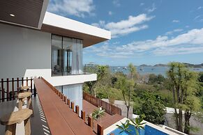 Diamond Hill Komodo