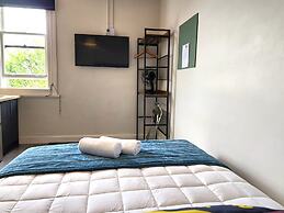 Urban Lounge Sleepery Carterton